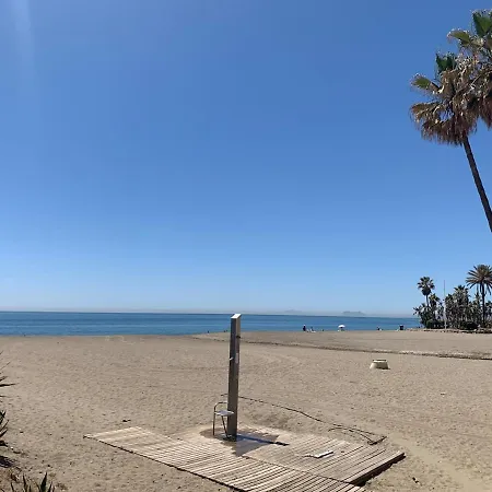 Cozy Beachfront 2b Apartment Estepona