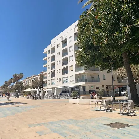 Apartment Cozy Beachfront 2b *